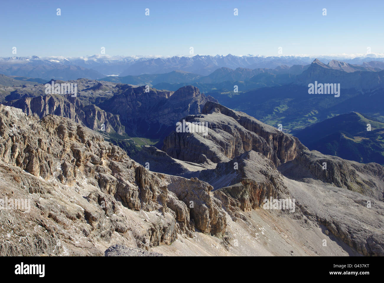 View from Piz Boe (Sella) over Vallonspitze, Neuner, Zehner, Boe-Seekofel (Sella), Sass Songher (Puez), Dolomites, Italy Stock Photo