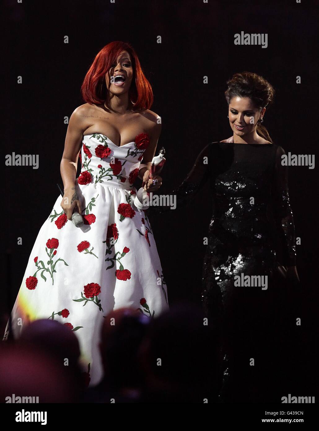 Rihanna and Justin Bieber (2009), image size:1030x1390