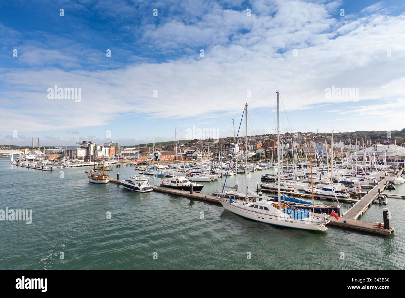 Yachts on the Medina River in Cowes on The Isle of Wight Stock Photo