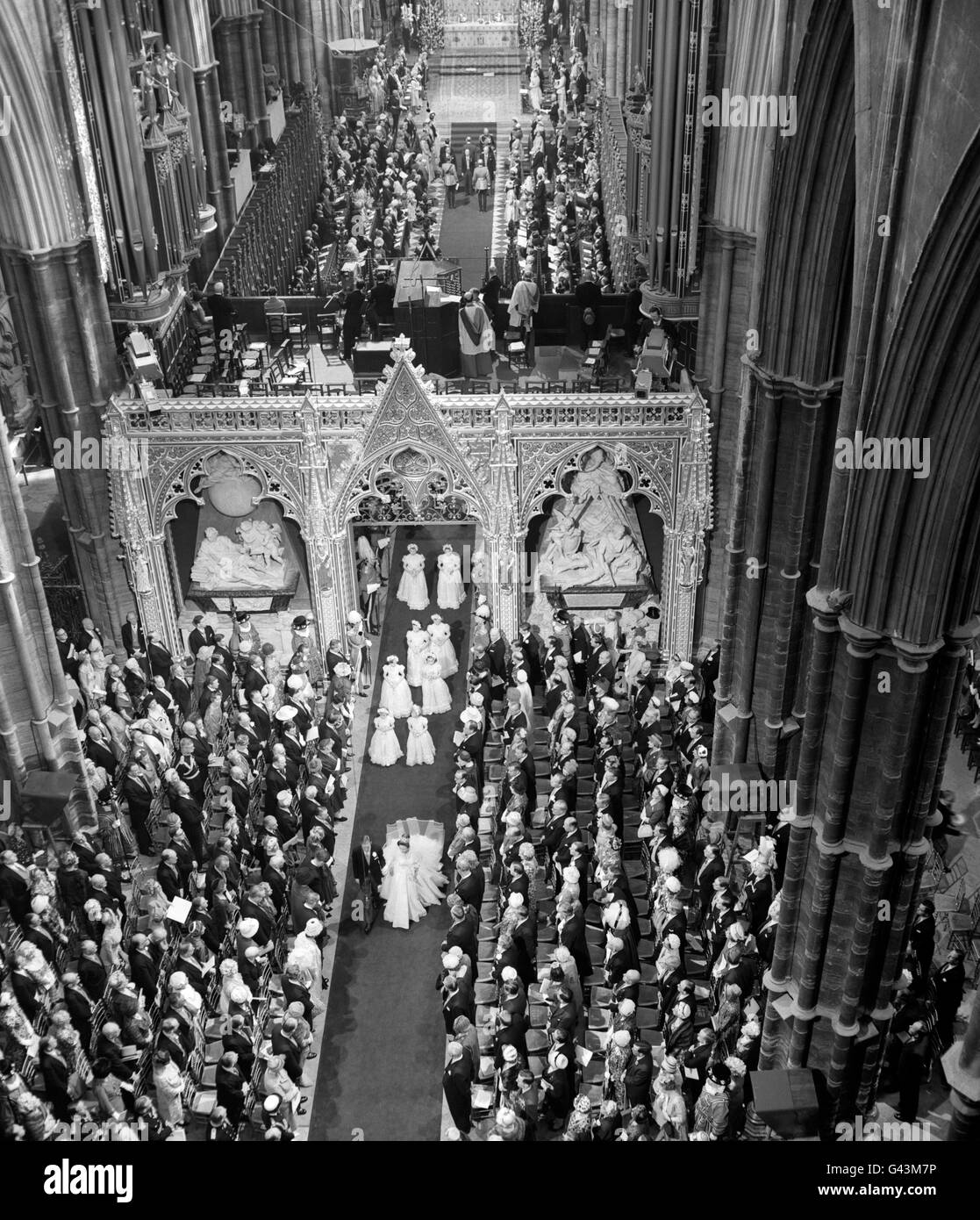 Princess Margaret and Antony Armstrong-Jones walk down the aisle of Westminster Abbey after their marriage. Stock Photo