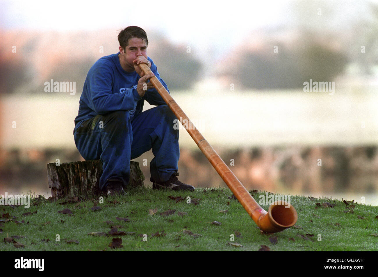 Blowing a swiss horn hi res stock photography and images Alamy