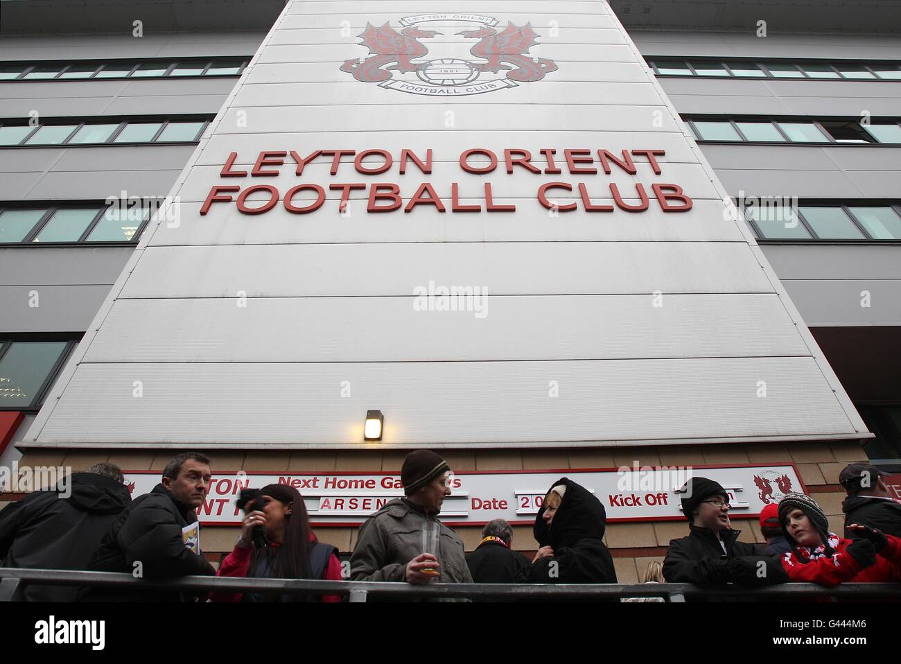 Soccer - FA Cup - Fifth Round - Leyton Orient v Arsenal - Matchroom Stadium Stock Photo