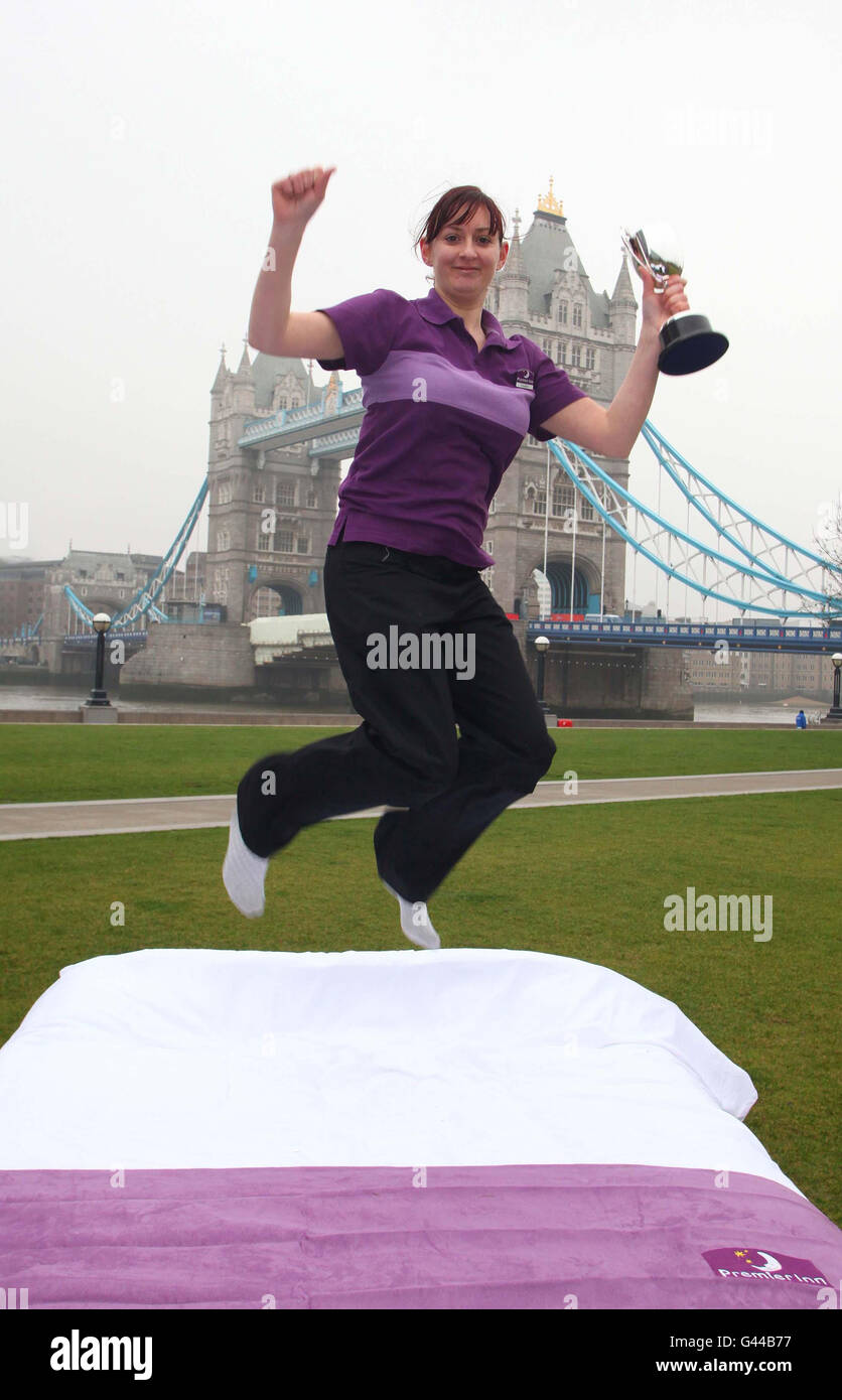 Premier Inn housekeeper Louise Waller makes a king size bed in just 95