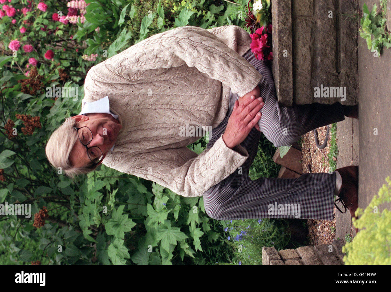 Sir george gardiner garden hi-res stock photography and images - Alamy