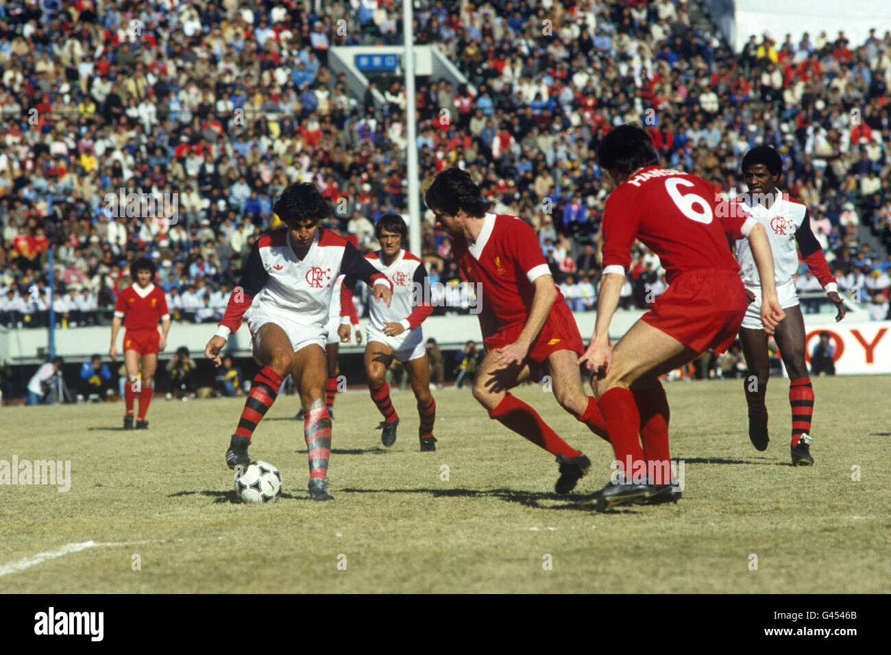 Soccer Toyota Cup World Club Championship Liverpool V Flamengo National Stadium Tokyo Stock Photo Alamy