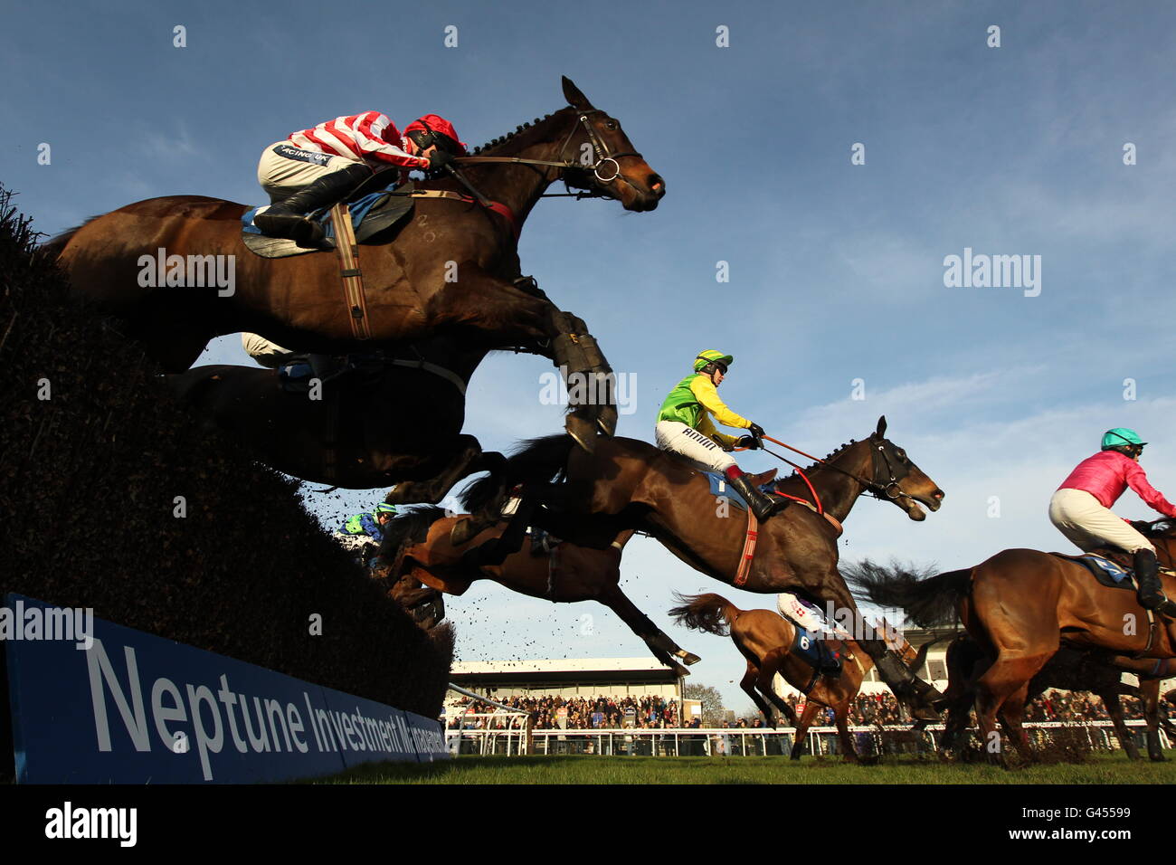Huntingdon Races Racing from huntingdon hi-res stock photography and images - Alamy