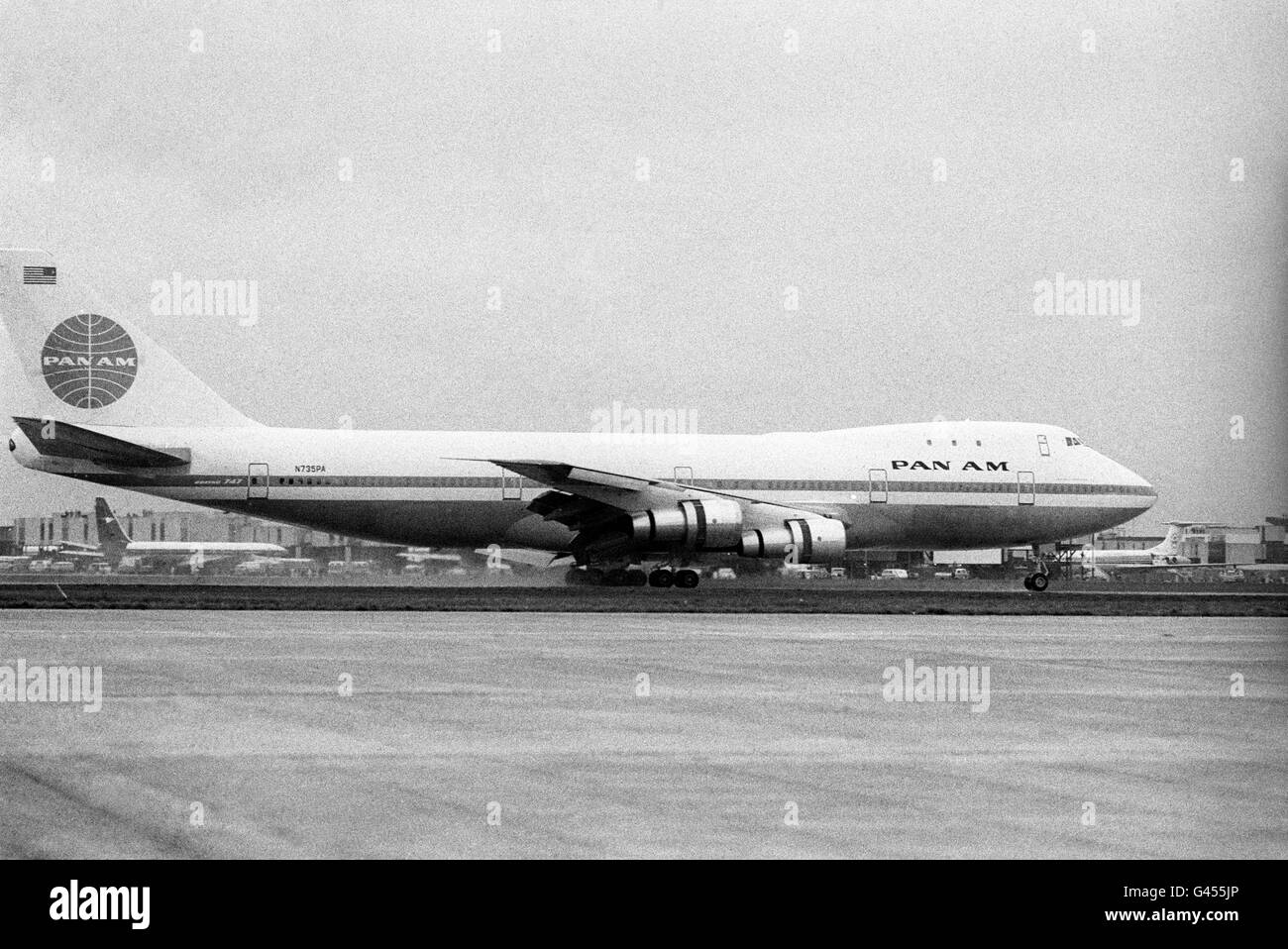 The first Boeing 747 Jumbo Jet to land at Heathrow Airport on the runway. Among the 361 passengers on the Pan American flight were airline staff and some families and officials of the American Federal Aviation Agency. The Huge aircraft arrived three hours late due to an engine change and a traffic jam at JFK Airport in New York. Stock Photo