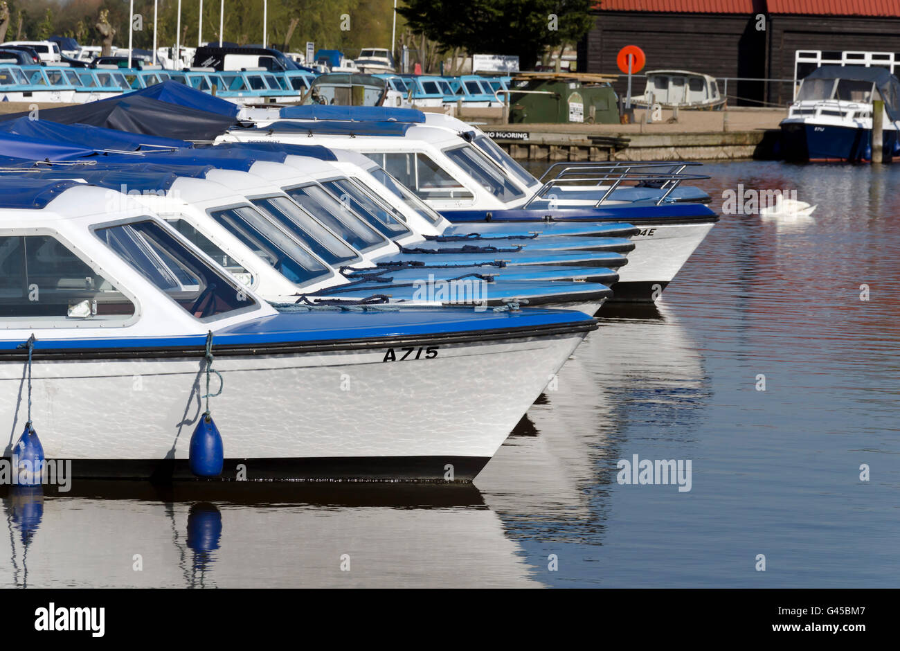Norfolk broads boats hires stock photography and images Alamy