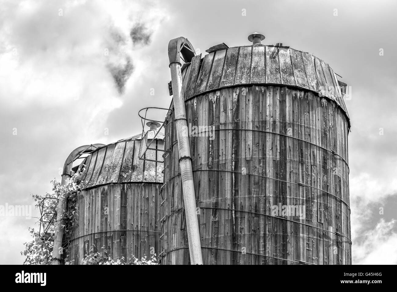 Grain silo Black and White Stock Photos & Images Alamy