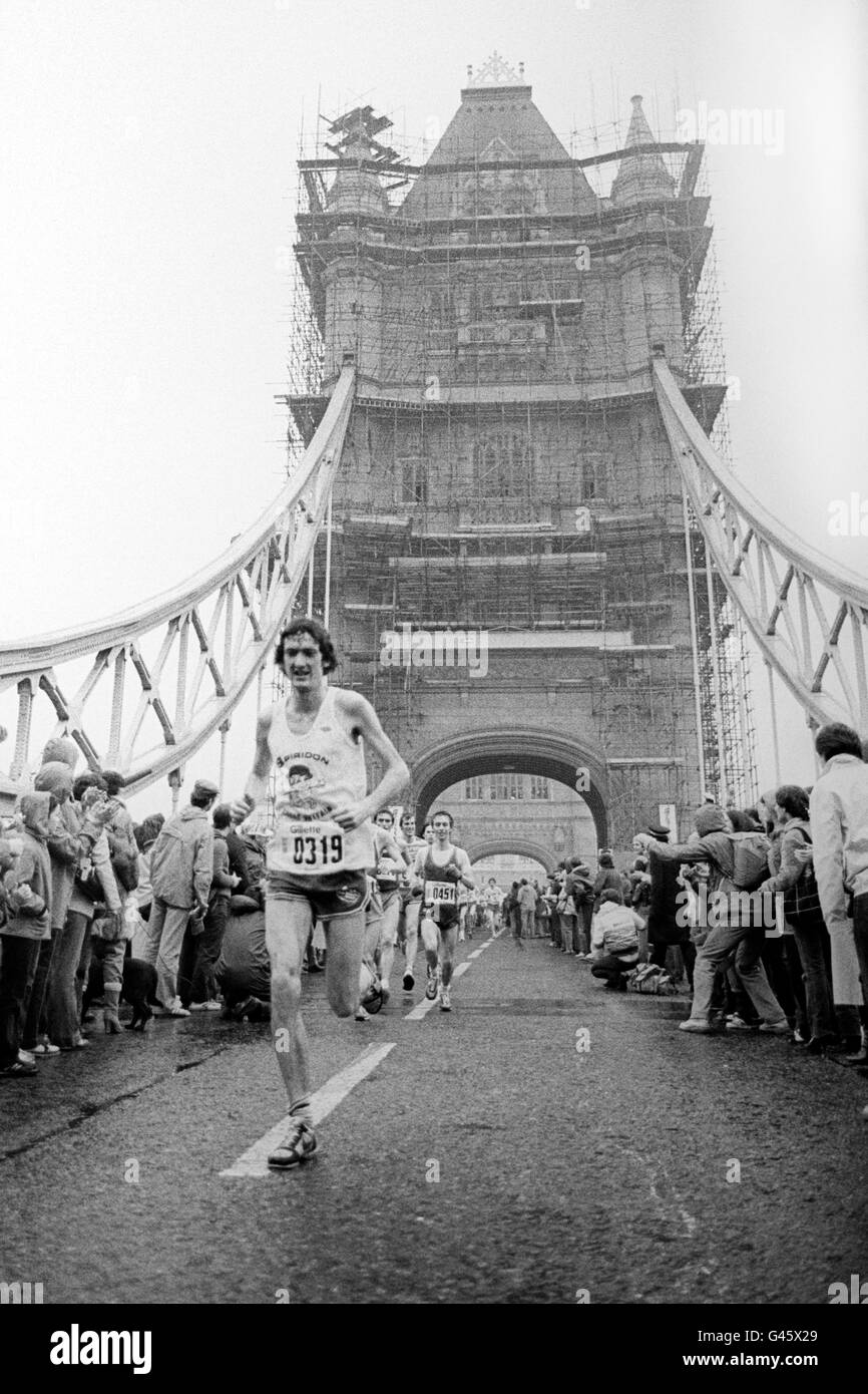 1981 gillette london marathon hi-res stock photography and images - Alamy