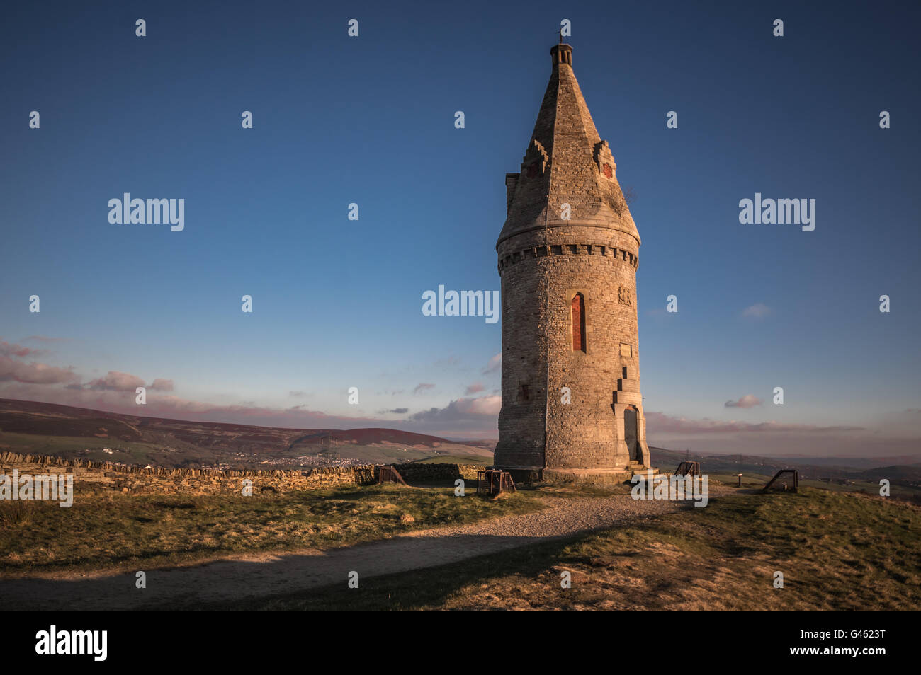 Hartshead Pike, hill and monument, Ashton under Lyne, Tameside Stock Photo