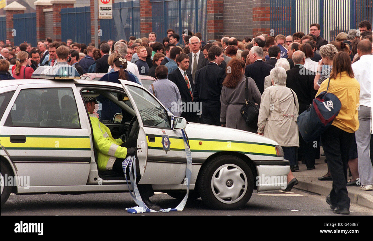 ALERT Leeds evacuation Stock Photo - Alamy