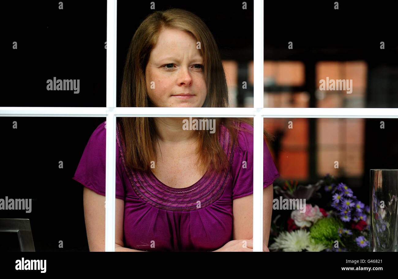 Tracey Richardson-Lyne at home, Groby, Leicester. Richardson-Lyne is desperate to become a mother, but was devastated to find herself the unwitting victim of the 'postcode lottery' of IVF funding. Stock Photo