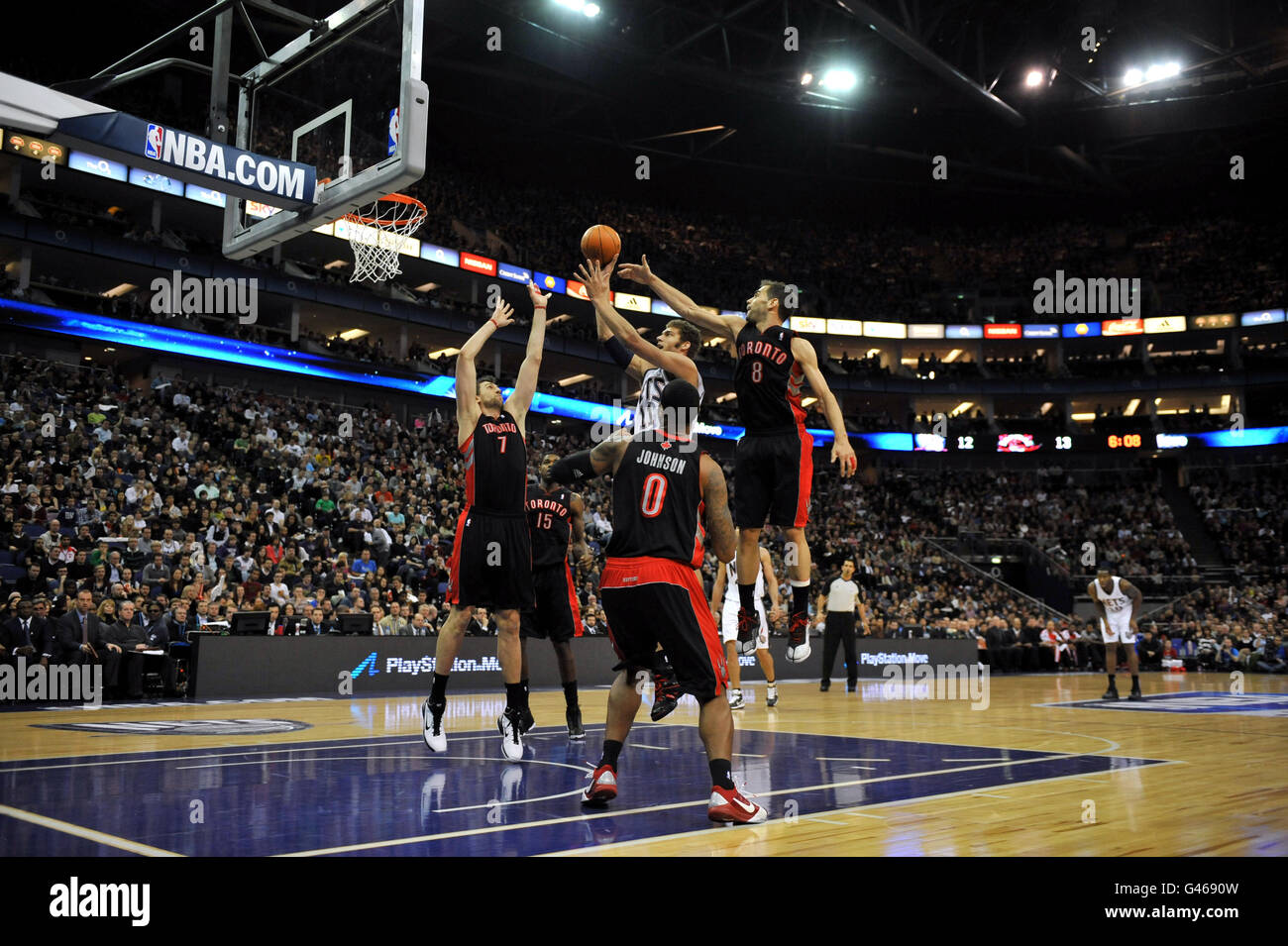 Basketball - NBA - Game Two - New Jersey Nets v Toronto Raptors - o2 Arena  Stock Photo - Alamy