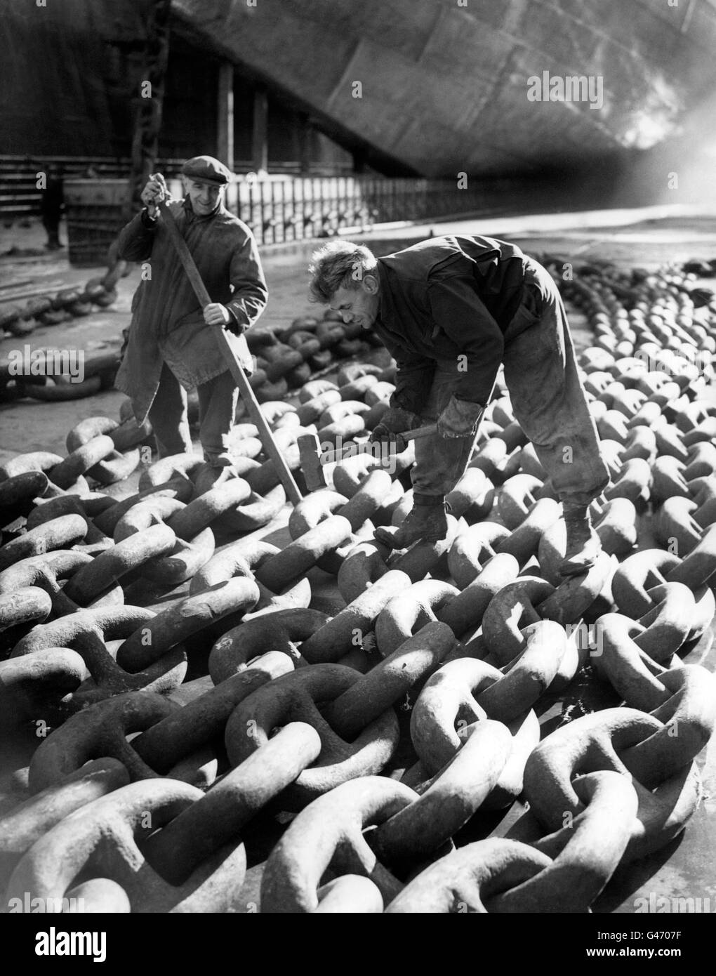 Transport Water Ships Liners RMS Queen Mary Southampton Stock