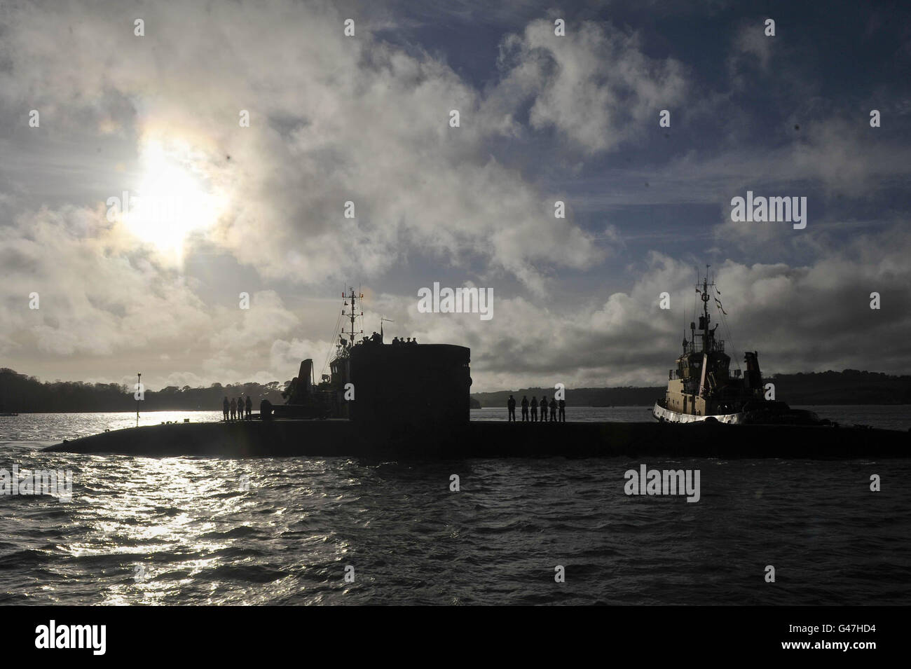 Hms Rippon Hms triumph sails back into davenport hi-res stock photography and ...