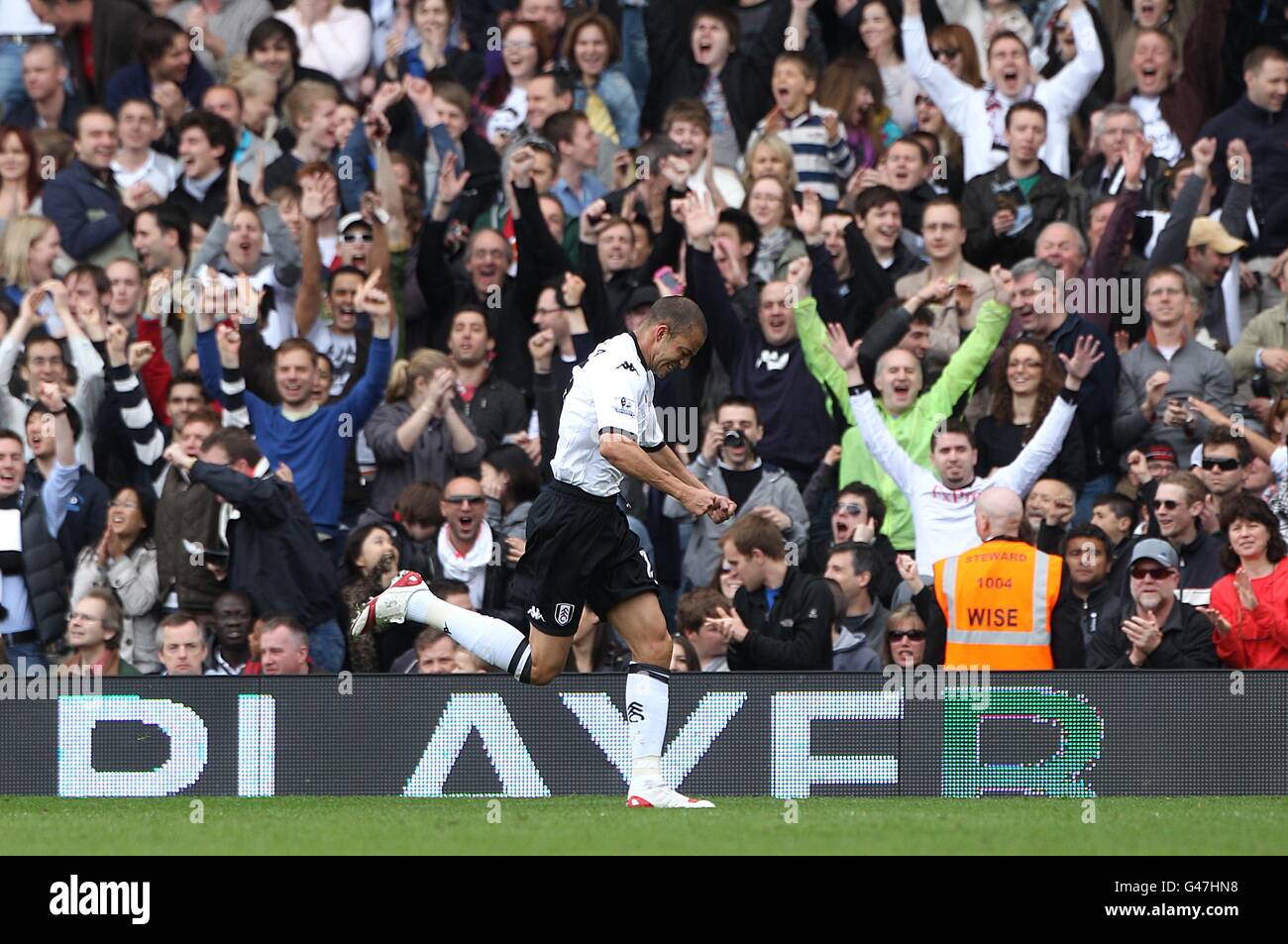 Fulham's Bobby Zamora celebrates scoring their first goal Stock Photo