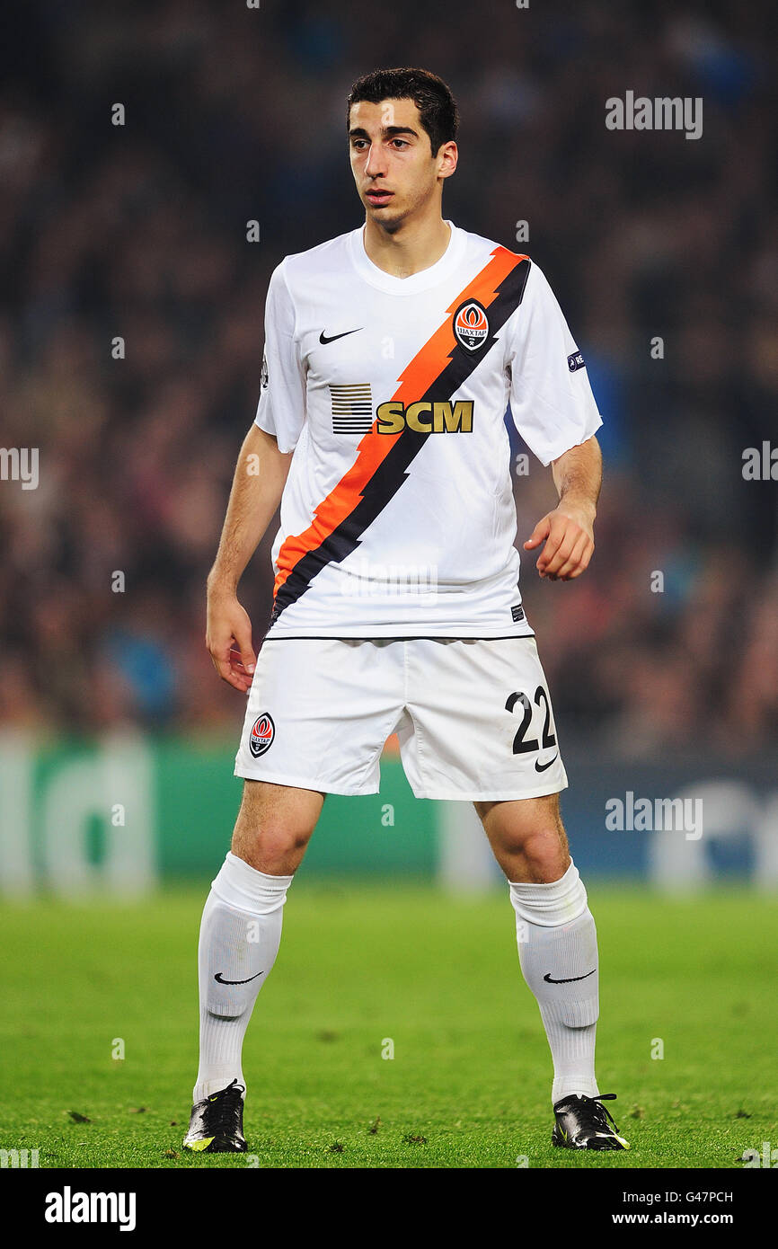 Soccer - UEFA Champions League - Quarter Final - First Leg - Barcelona v  Shakhtar Donestk - Nou Camp. Henrik Mkhitaryan, Shakhtar Donetsk Stock  Photo - Alamy