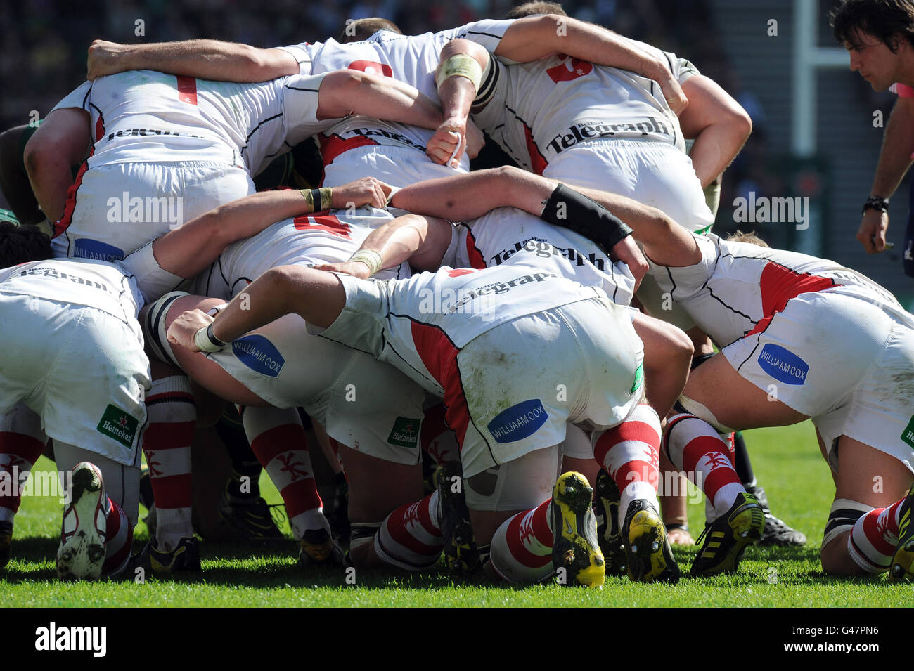 Rugby Union - Heineken Cup - Quarter Final - Northampton Saints v Ulster Rugby - Stadium:mk. Ulster Rugby players prepare for a scrum Stock Photo