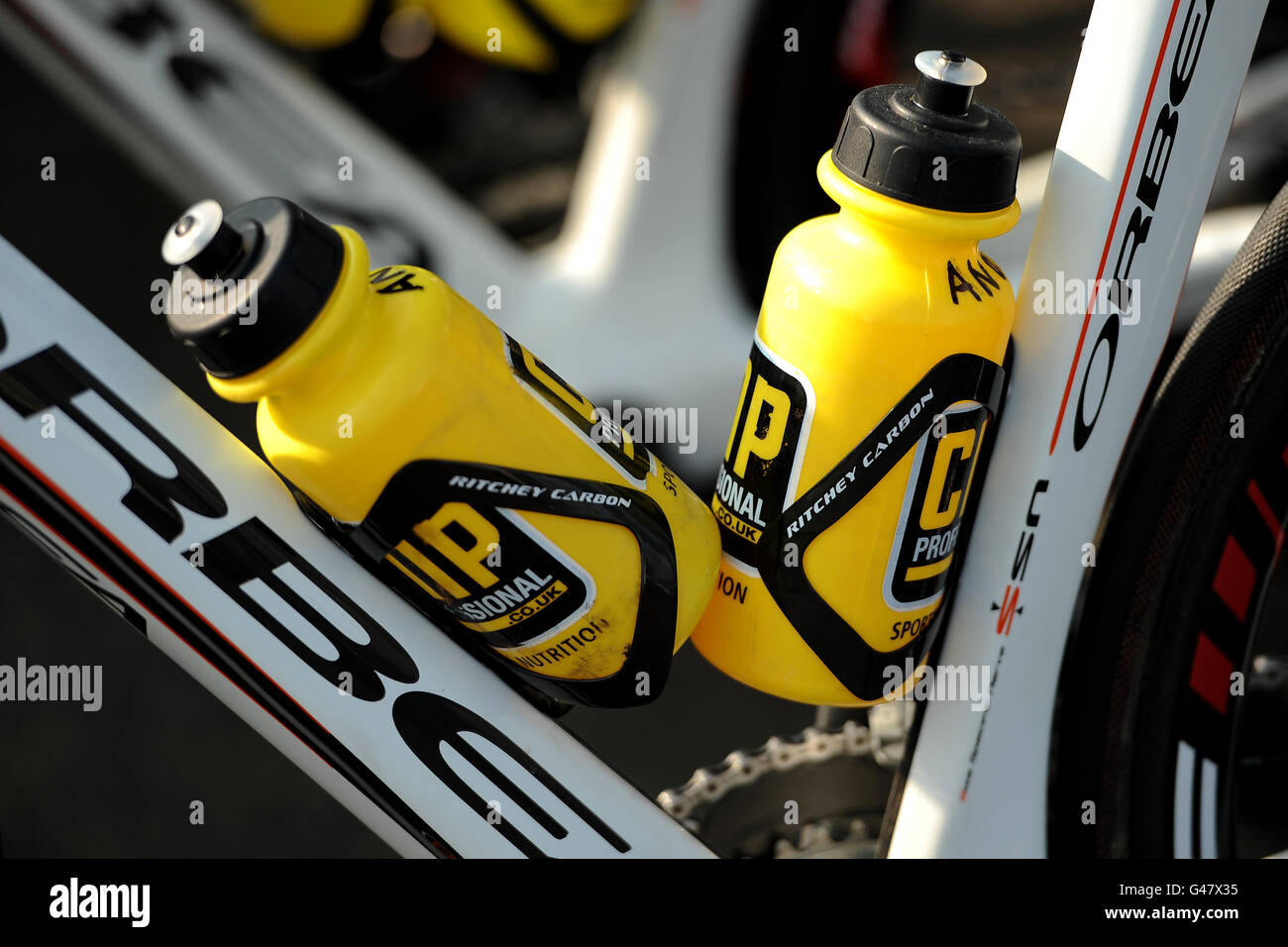 Bike bottle holder best sale tesco