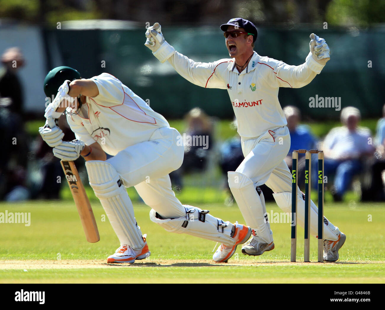 Cricket - Liverpool Victoria County Championship - Division Two - Day One - Leicestershire v Glamorgan - Grace Road. Glamorgan's Mark Wallace celebrates after Leicestershire's Will Jefferson is given out Stock Photo