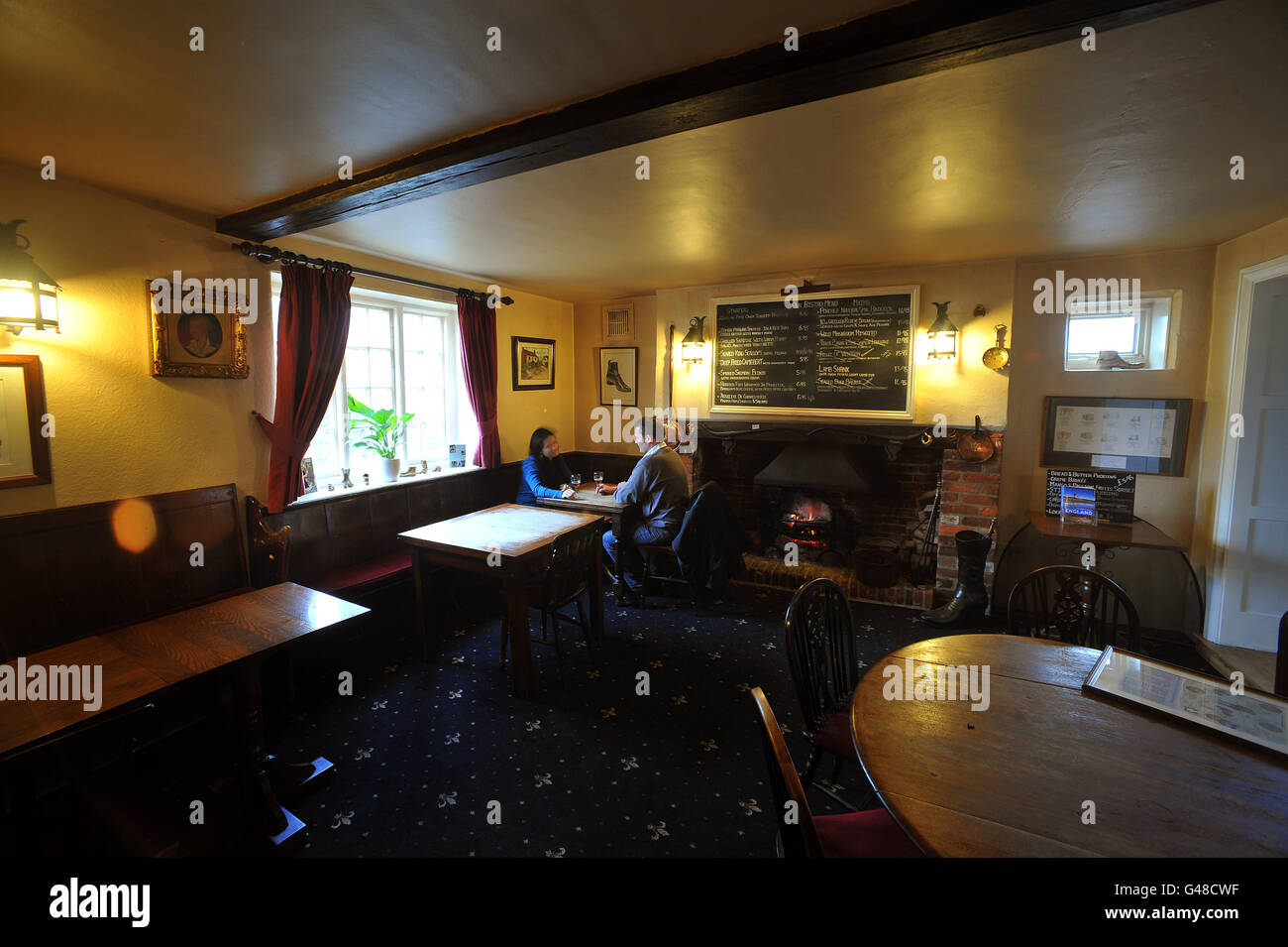 The old boot inn at the village of stanford dingley hires stock