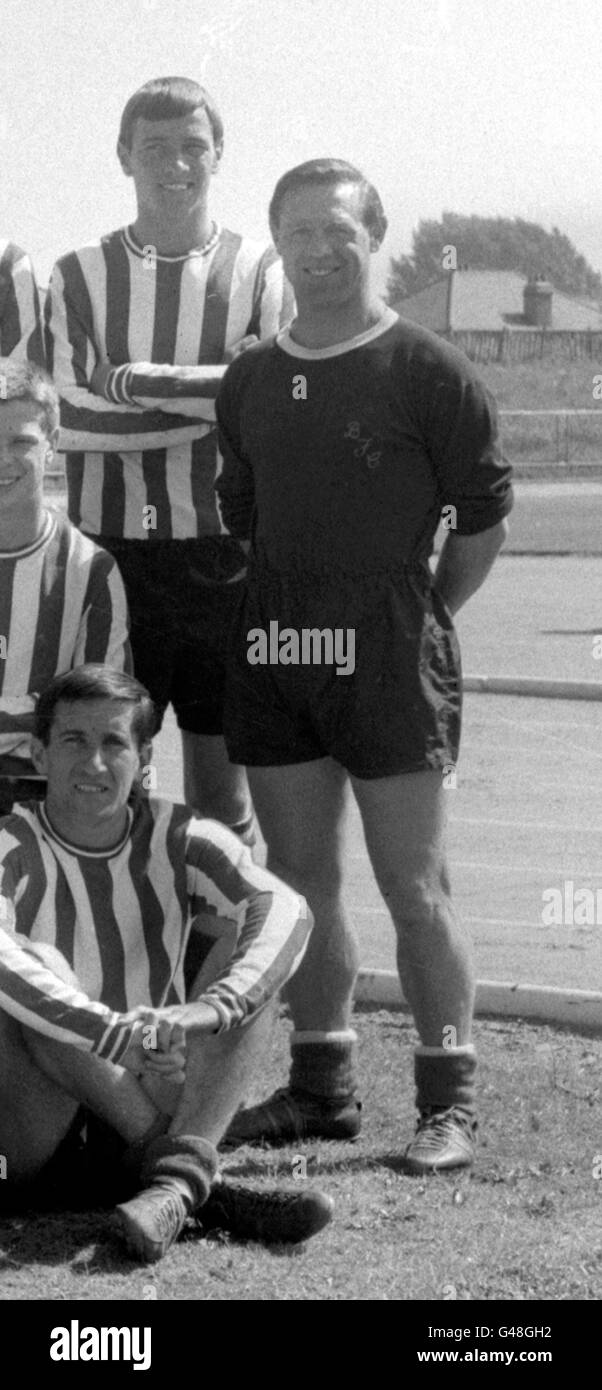 Soccer - League Division Four - Brentford FC Photocall - Griffin Park. Billy Gray, Brentford FC manager Stock Photo