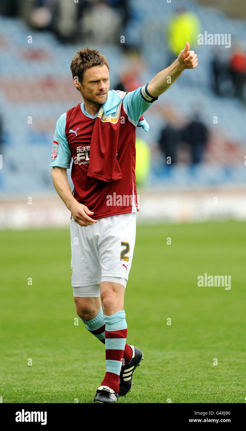 Soccer burnley full length thumbs up mangkb natpub datacoapplies hires