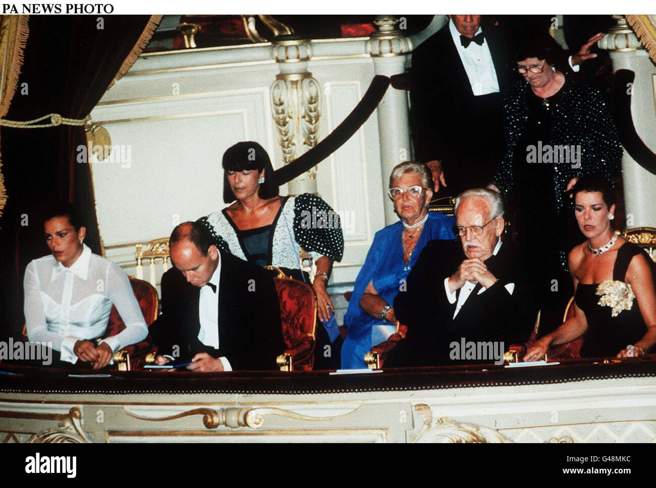 PA NEWS PHOTO MONACO 9/8/97 THE GRIMALDI FAMILY AT THE PREMIERE