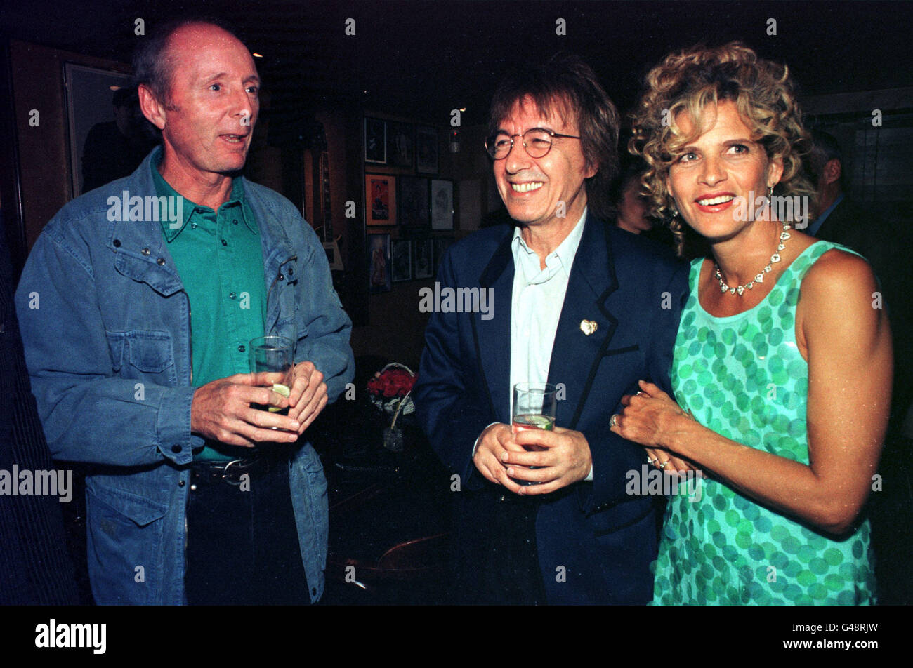 Bill Wyman And Suzanne Wyman Stock Photos & Bill Wyman And ...