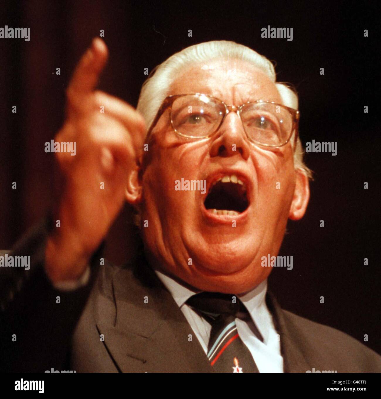 Reverand Ian Paisley delivers a hard-hitting speech at a joint Unionist rally in the Ulster Hall, Belfast tonight (Monday) during which he called for a new Ulster Unionist Council to coordinate opposition to the Stormont negotiations. See PA story ULSTER Talks Paisley. Photo by John Giles/PA Stock Photo