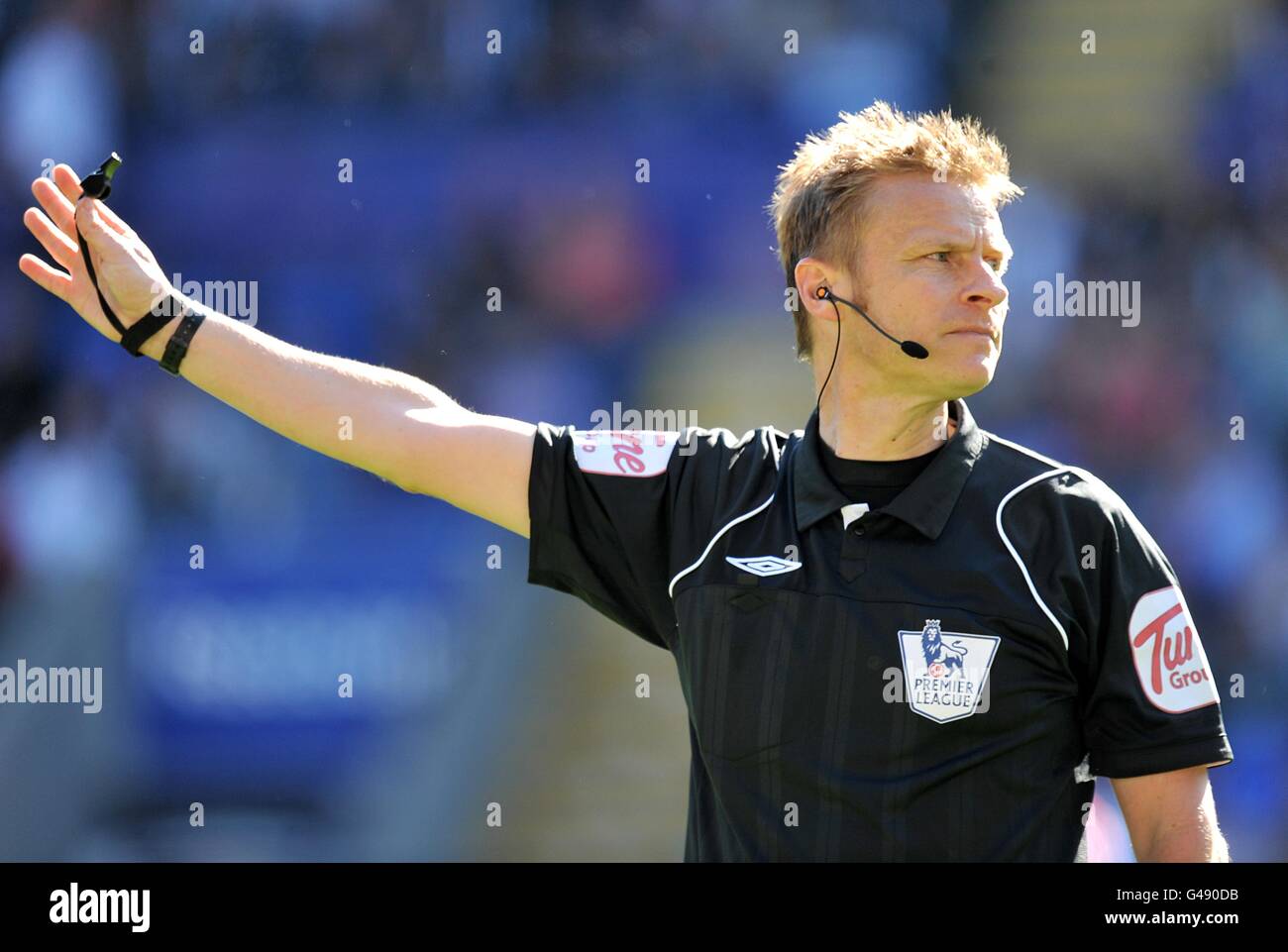 Soccer - Barclays Premier League - Bolton Wanderers v Arsenal - Reebok Stadium. Mike Jones, match referee. Stock Photo