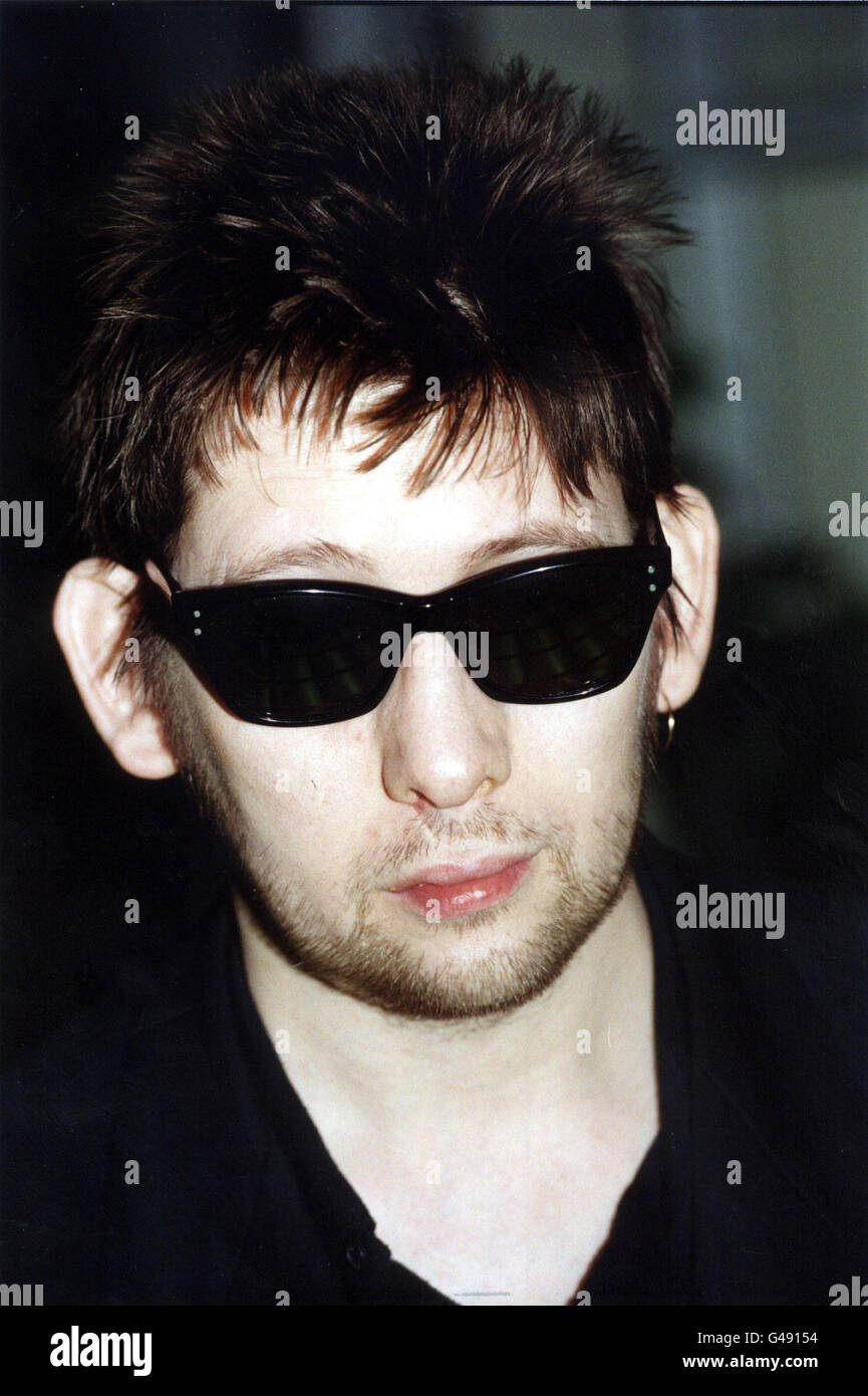 Celebrity Sunglasses Shane Mcgowan High Resolution Stock Photography and  Images - Alamy