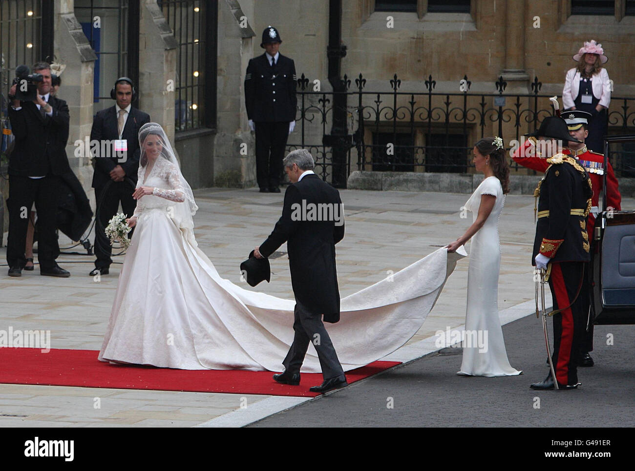 Kate Middleton arrives at Westminster Abbey with her father Michael