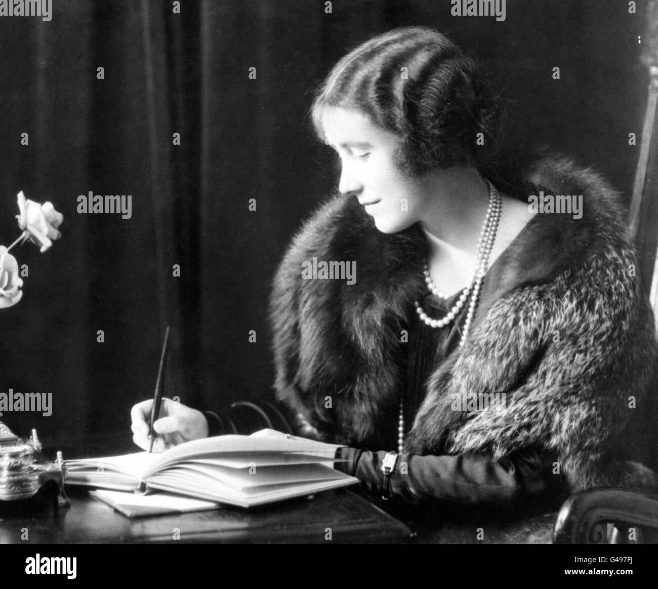 Royalty - Lady Elizabeth Bowes-Lyon - 1922 Stock Photo