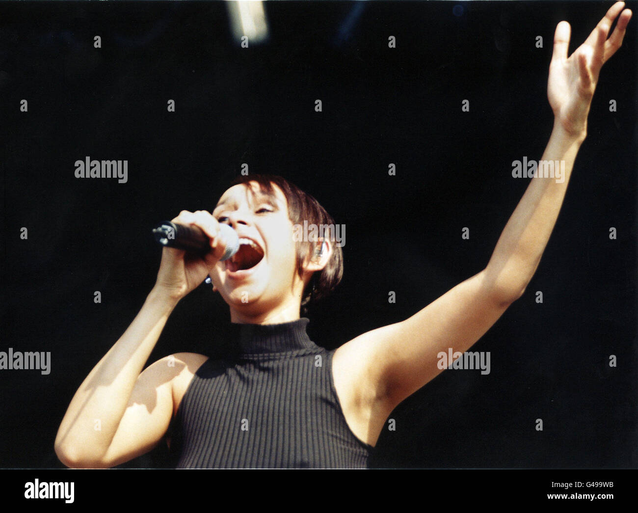 Sonya Madden of Echobelly at the V97 concert at Temple Newsham, Leeds. Stock Photo