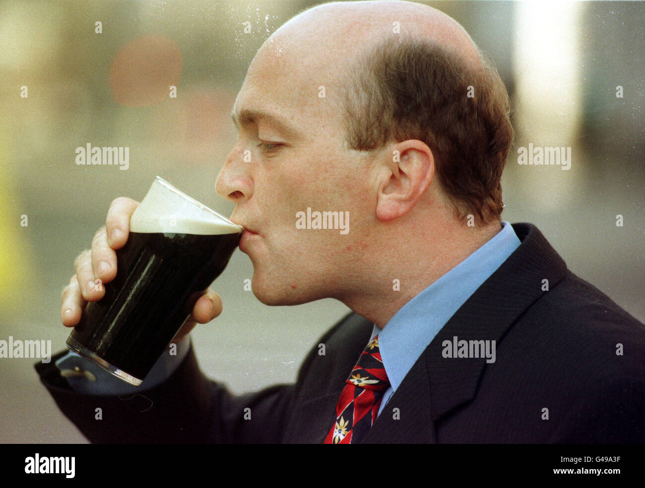 Alf Smiddy, managing director of Beamish and Crawford, at London's Smithfield Market to launch the company's new stout beer 'Beamish Black'. Stock Photo