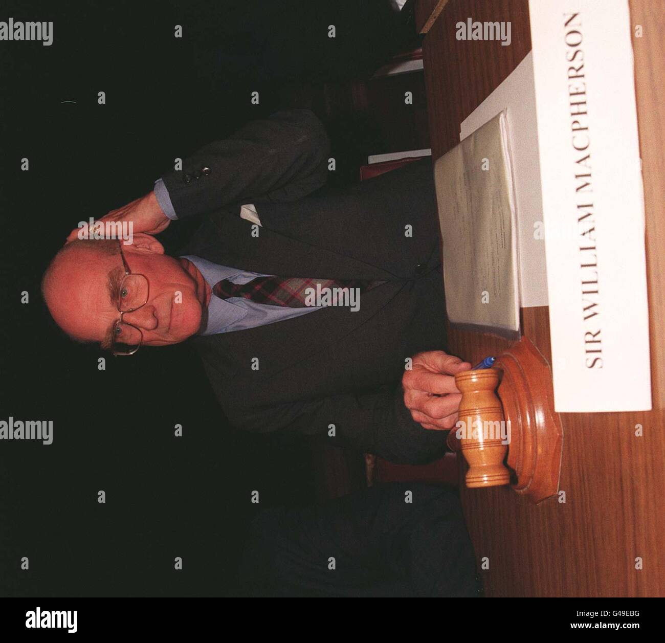 Sir william macpherson judge hires stock photography and images Alamy