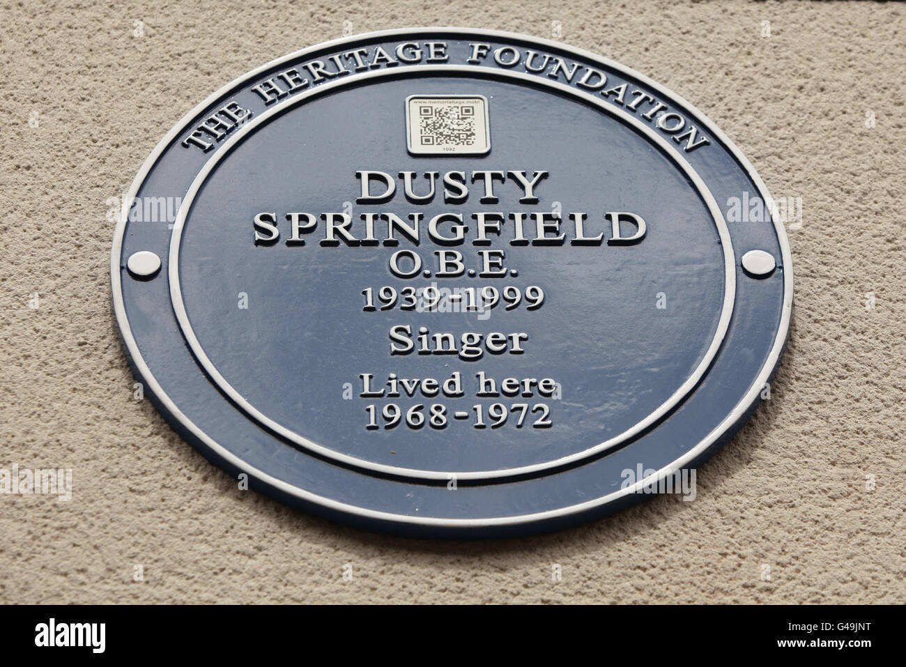 The unveiling of a Heritage Foundation blue plaque at a former home of Dusty Springfield, at 38-40 Aubrey Walk in Kensington, London. Stock Photo