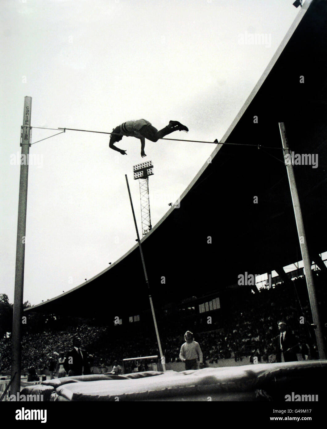 brian hooper pole vault