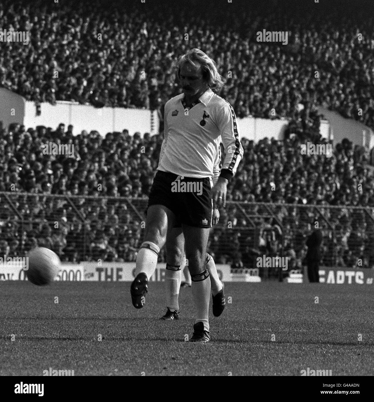 Terry yorath hires stock photography and images Alamy