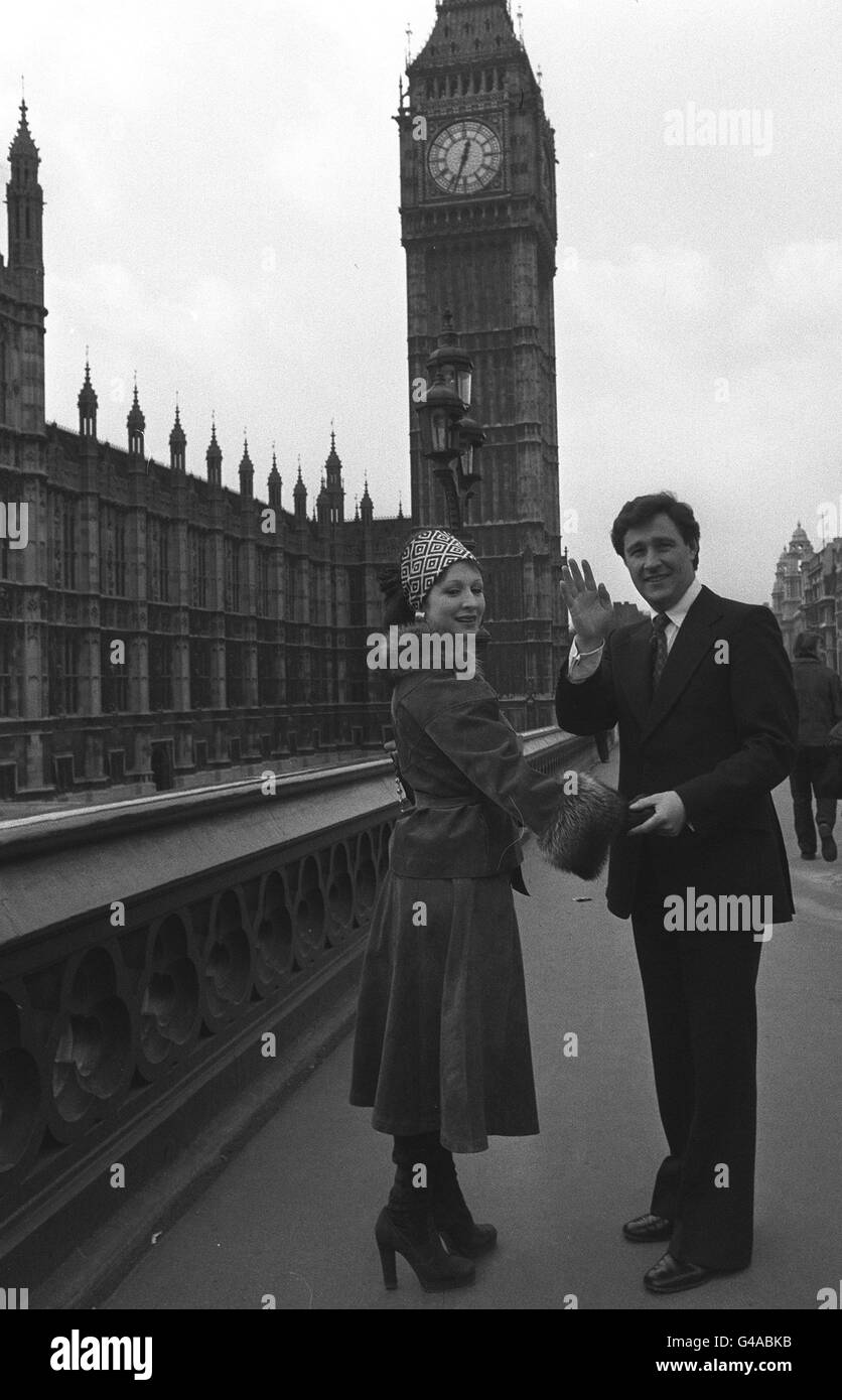 PA NEWS PHOTO 9/3/76 GEOFFREY ROBINSON THE EX-JAGUAR CAR CHIEF WITH HIS WIFE MARIE ELENA AT WESTMINSTER IN LONDON Stock Photo