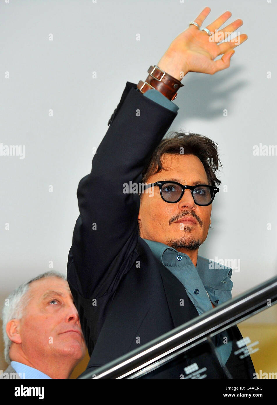 Johnny Depp arrives for the UK film premiere of Pirates of the ...