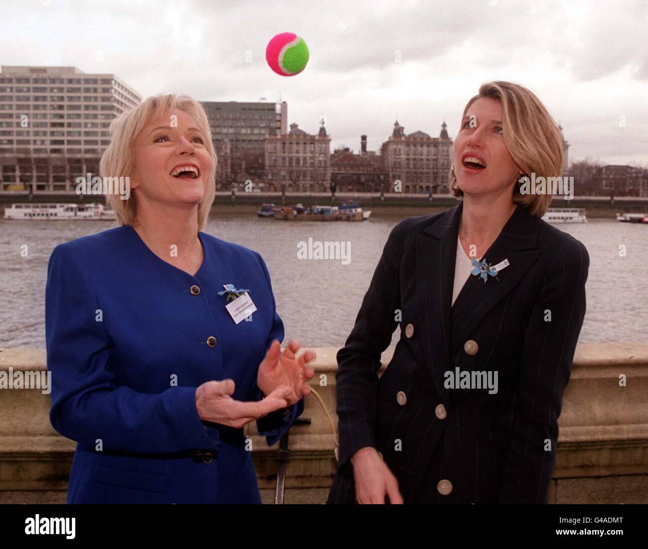 Newscaster Carole Barnes (left) attempts to juggle as TV presenter Selina Scott looks on during the launch today (Monday) of the Securicor Challengers Trophy 1998 - the premier inter-business training event - on terrace at the House of Commons. The annual three day competition, which is renowned for improving teamwork, communication and leadership skills, will be held near Dartmoor from 4-6th June. Photo by Stefan Rousseau/PA Stock Photo