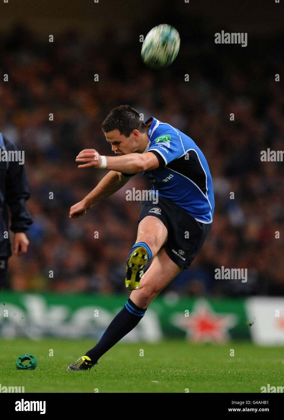 Leinsters jonny sexton kicking a penalty hires stock photography and