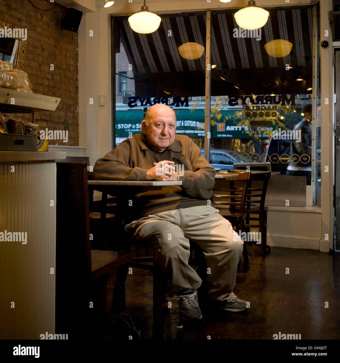 Store co traditional hires stock photography and images Alamy