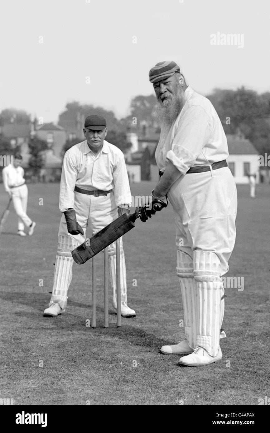 Dr W.G. Grace playing cricket for Eltham Cricket Club at Gravesend, 1913. Stock Photo