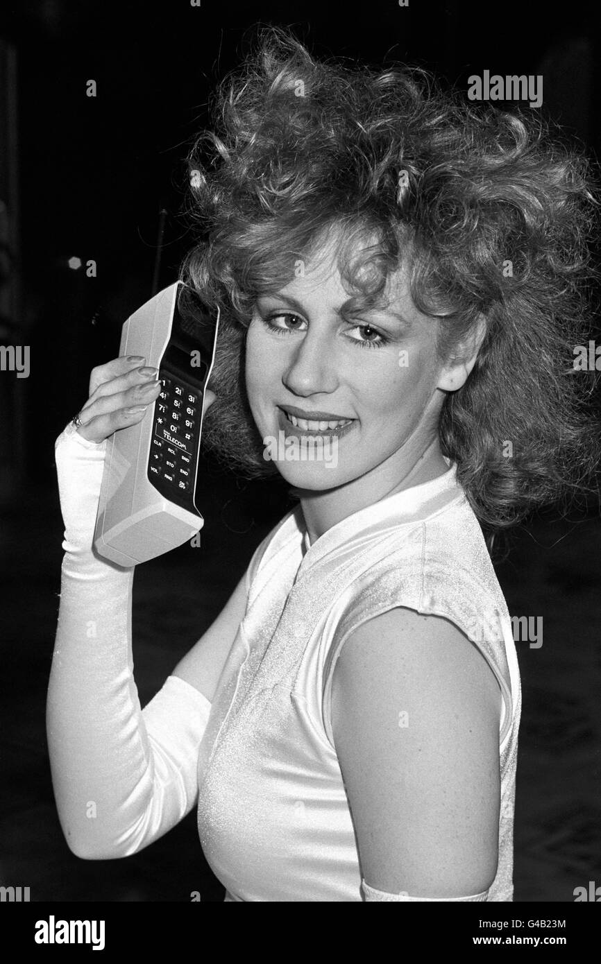 Rose Coutts Smith at a photocall to launch the Cellnet cellular radio system british telecom mobile phone service in London. Stock Photo