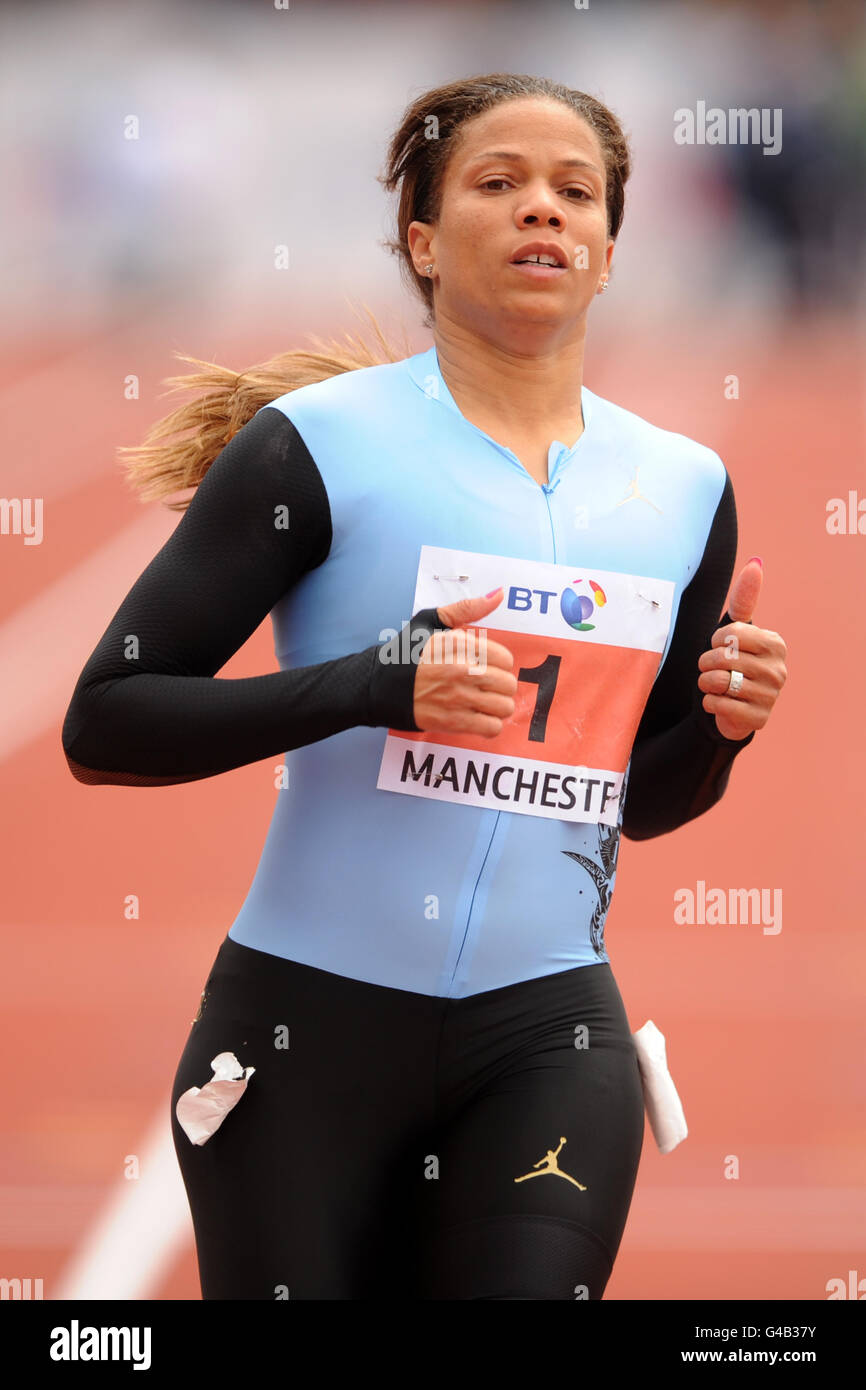 Athletics womens 100m t44 paralympics athletics hi-res stock ...
