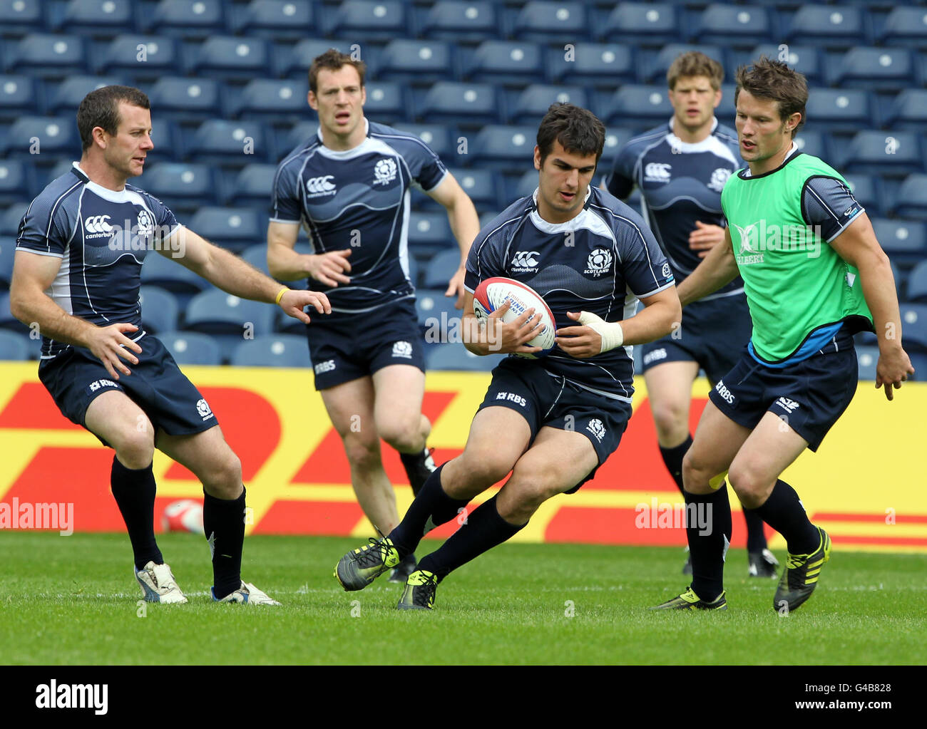 Rugby Union - International 7s Captains Run - Murrayfield. Scotland sevens' Stuart McInally (centre) during the International 7s Captains Run at Murrayfield Stadium, Edinburgh. Stock Photo